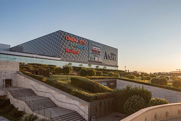 Arena Mall exterior, Budapest. /// credit: NEPI Rockcastle
