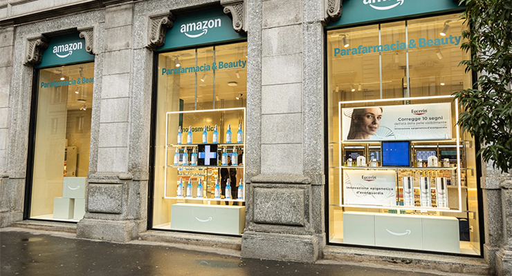 Amazon Parafarmacia & Beauty in Milan, Italy. /// credit: Amazon