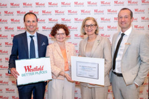 Left-to-right: Paul Douay, Managing Director Asset Management Central Europe at Unibail-Rodamco-Westfield; Elisabeth Zehetner, Secretary of State; Johanna Mikl-Leitner, Governor of Lower Austria; Zsolt Juhasz, General Manager Westfield Shopping City Süd. /// credit: rizar.photo
